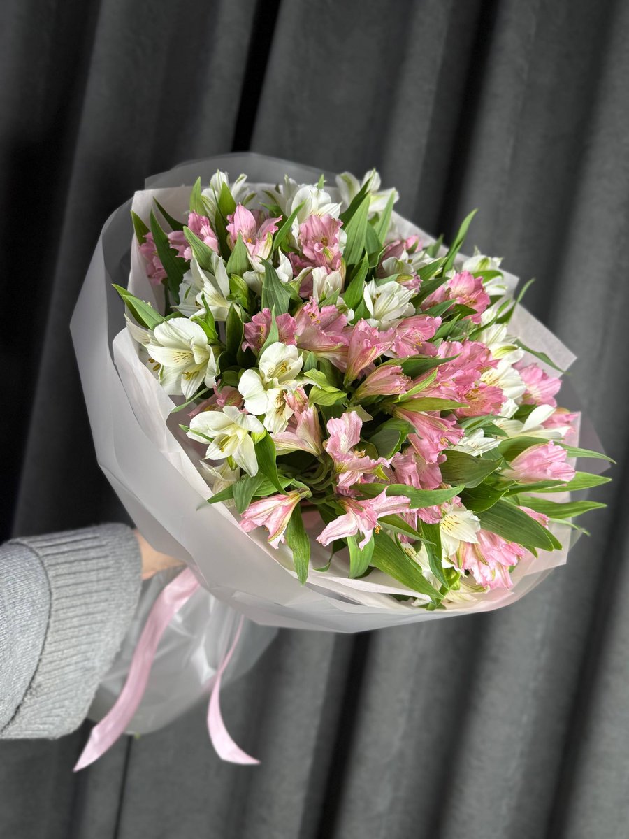 Альстромерии